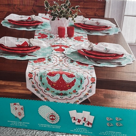 The Pioneer Woman Mazie Bird Table Linens Set - Picture 4 of 7